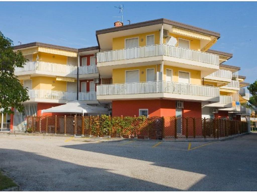 Residence Miriam 2 Bibione Buitenkant foto